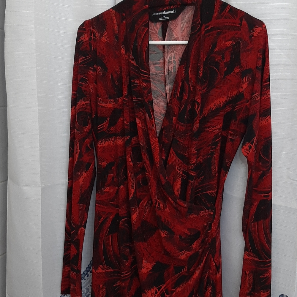 COPY - Women large black and red dress very cute